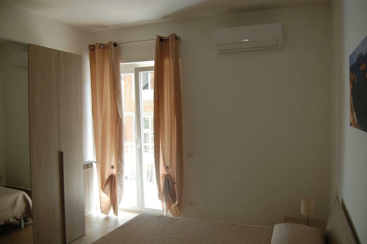 Ferienwohnung La Casa Di Nina Minturno Exterior foto